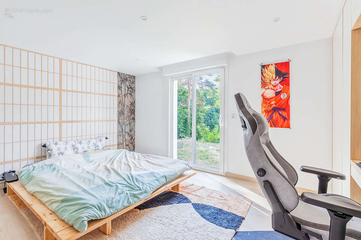 Maison à SAULX-LES-CHARTREUX