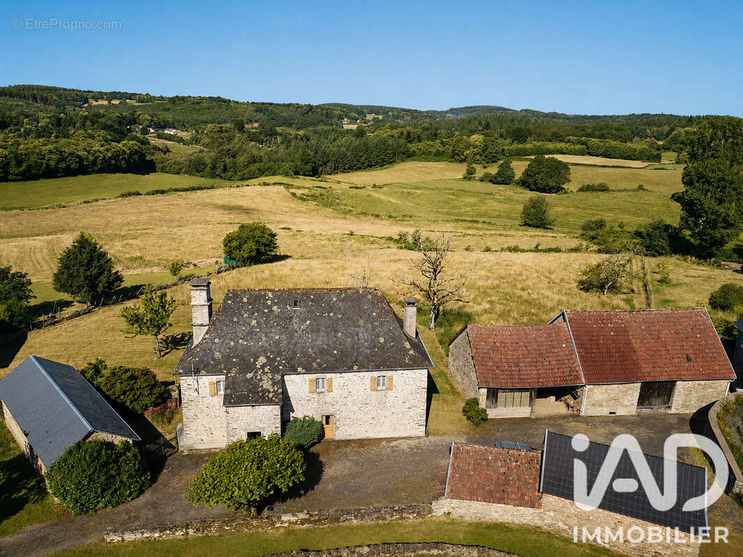 Photo 2 - Maison à LE CHASTANG