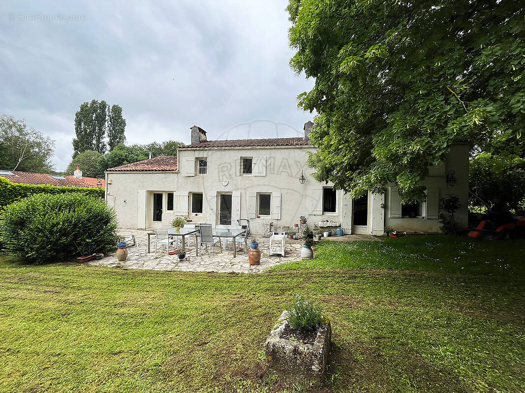 Maison à ANNEPONT