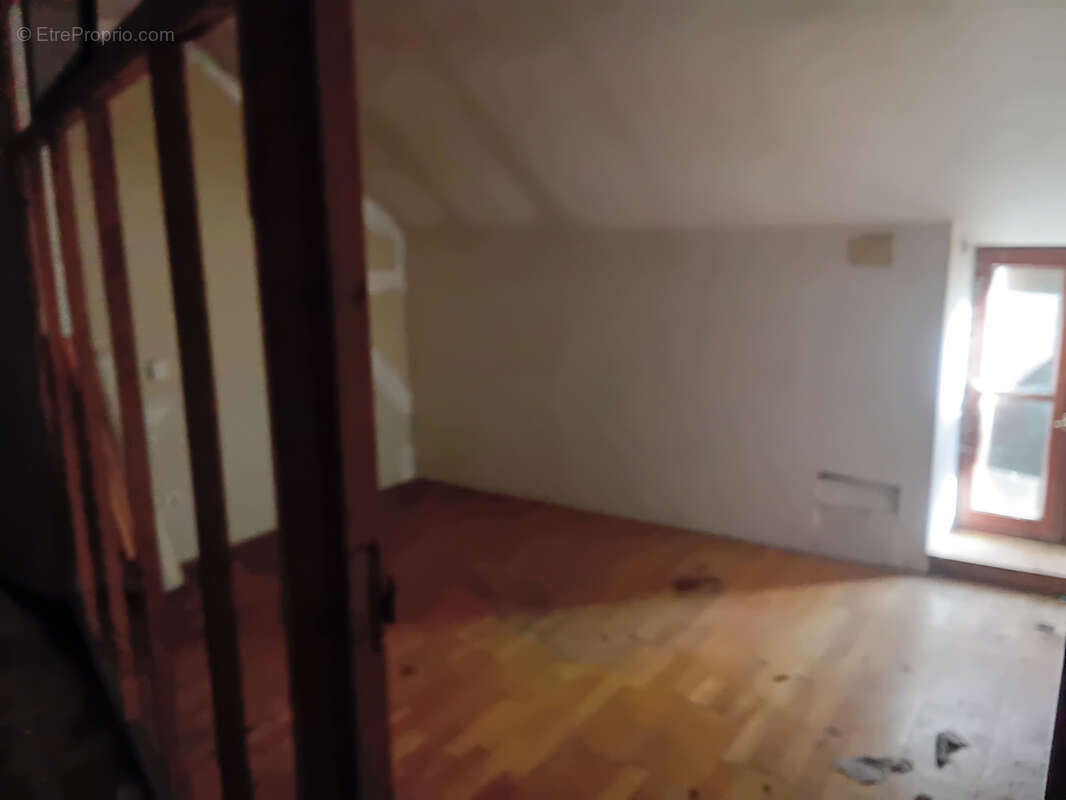 Maison à OUROUER-LES-BOURDELINS