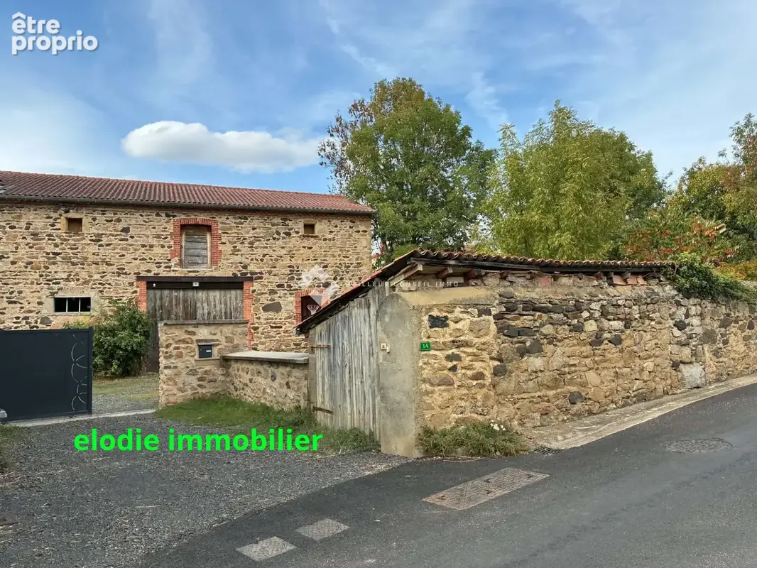 Maison 2 pièces 125 m² à vendre à Saint-Gervazy (63340) - photo 2