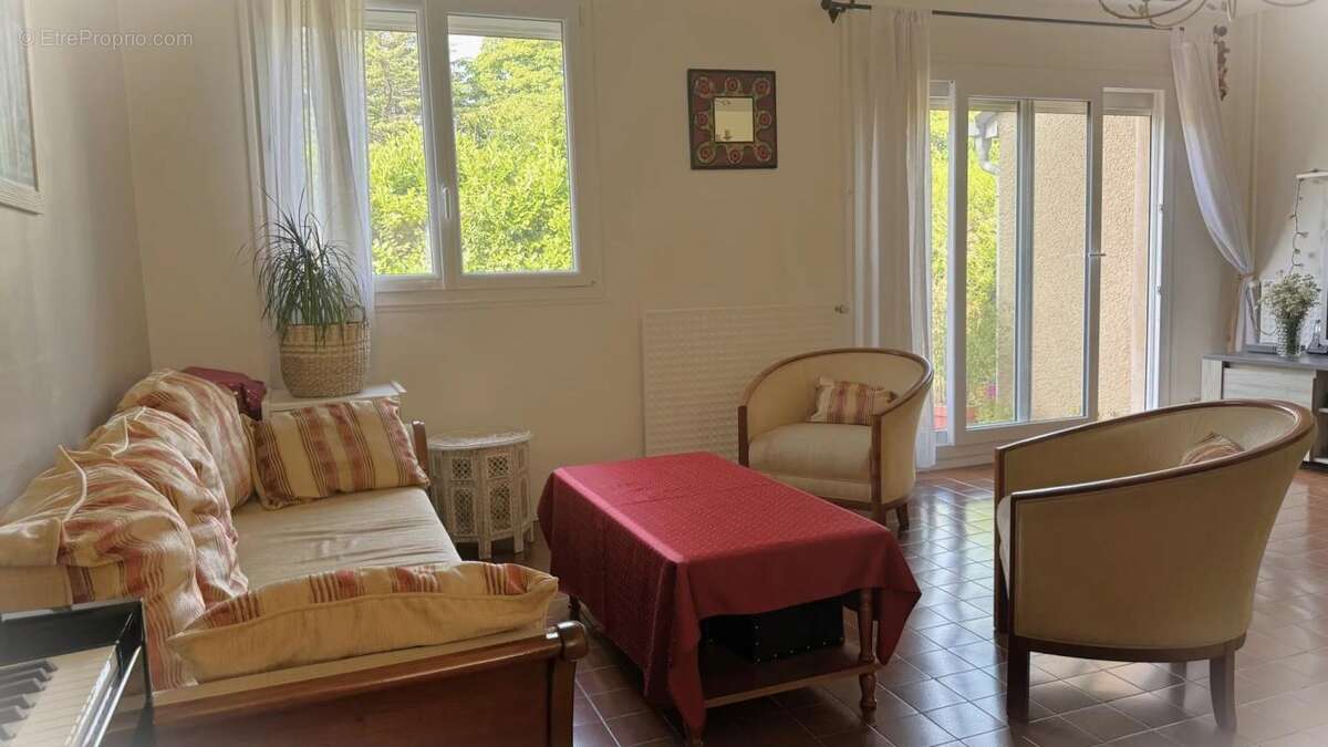 Maison 103 m² à Montigny-Le-Bretonneux  - photo 10