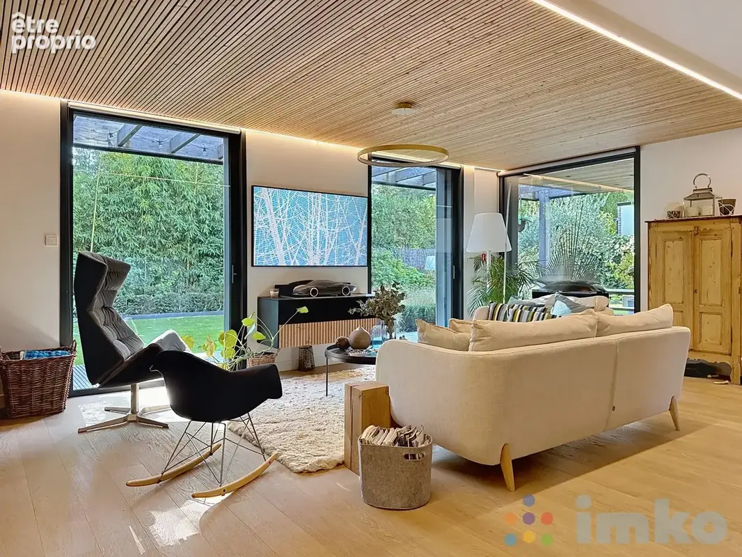 Maison 7 pièces 181 m² à vendre à Croix (59170) - photo 2