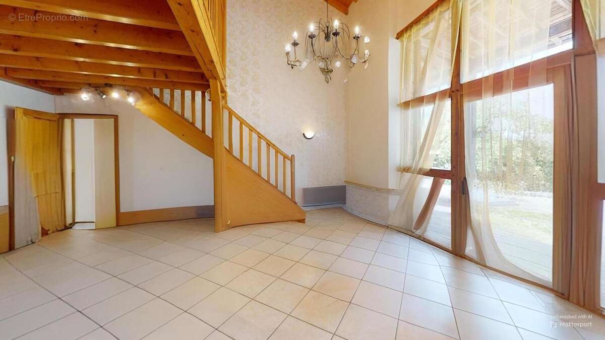 Photo 2 - Maison à SAINT-TRIVIER-DE-COURTES