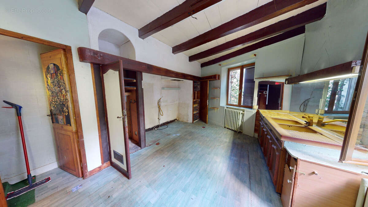 Maison à BOYEUX-SAINT-JEROME