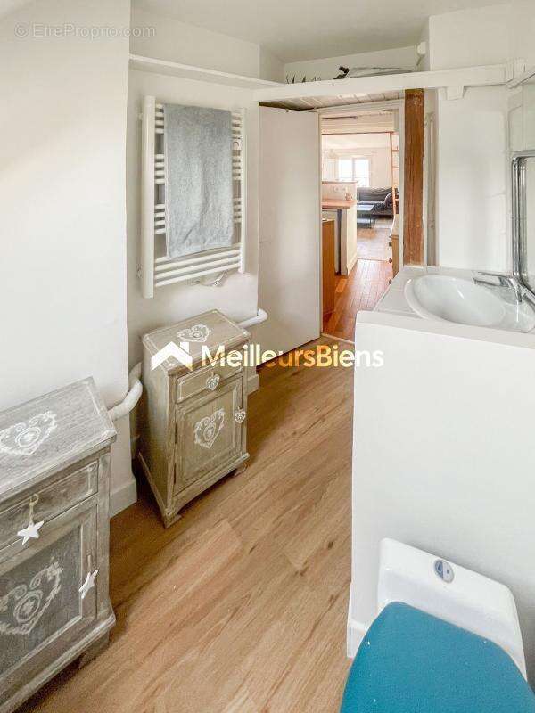 Appartement à PARIS-9E