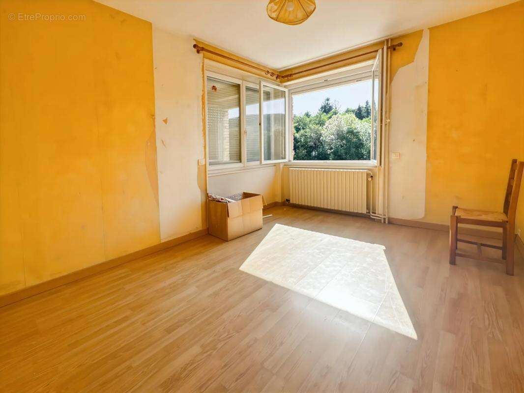 Maison à CHABRELOCHE