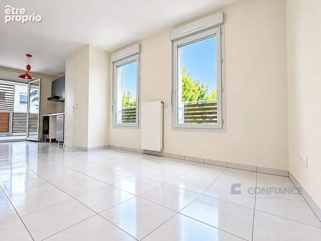 Appartement à RILLIEUX-LA-PAPE