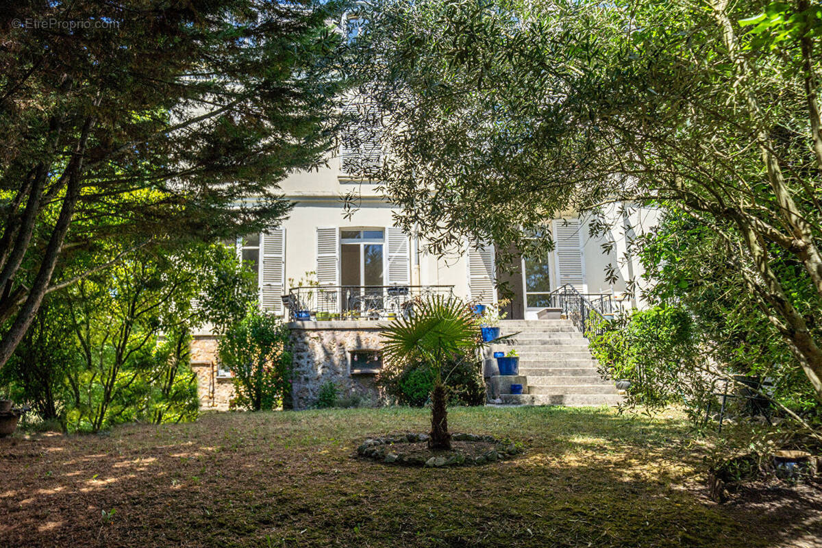 Appartement à DAMPMART