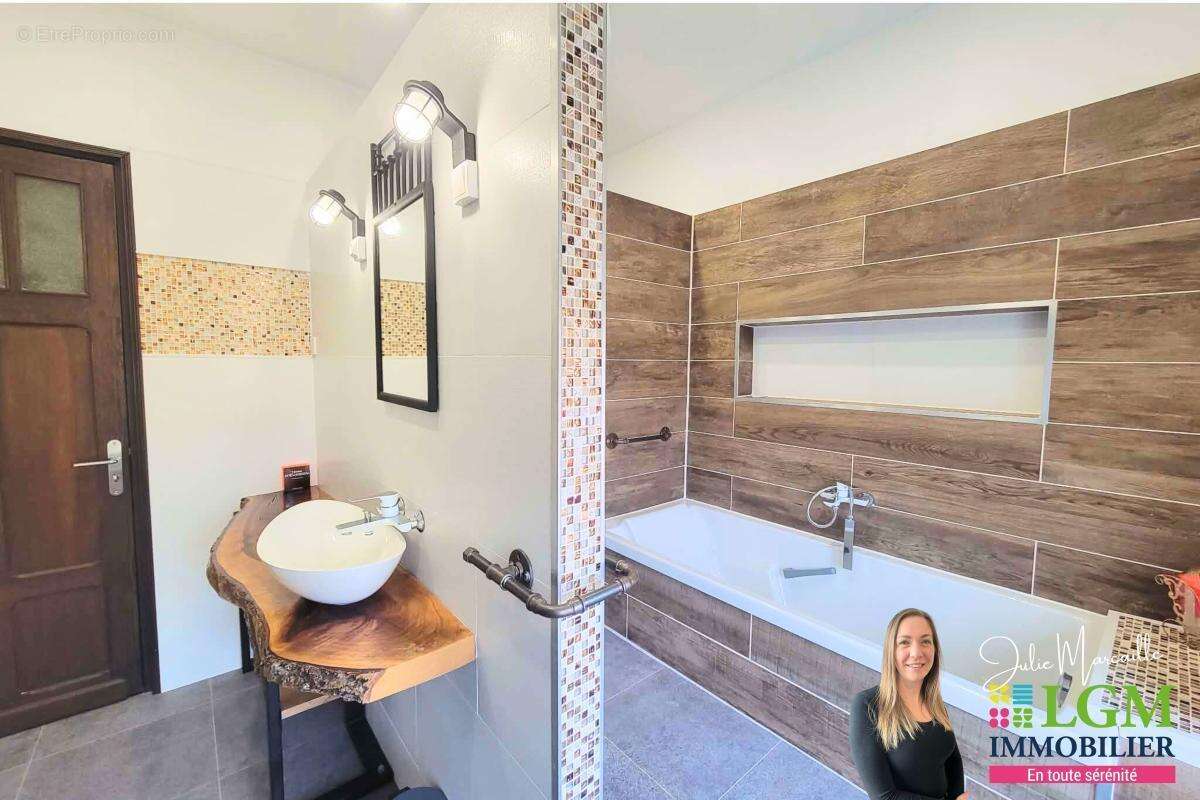 Maison à BRUAY-SUR-L&#039;ESCAUT