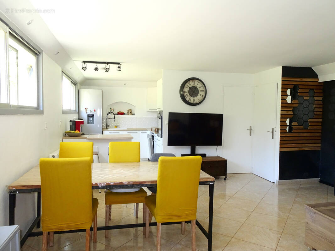 Appartement à HYERES