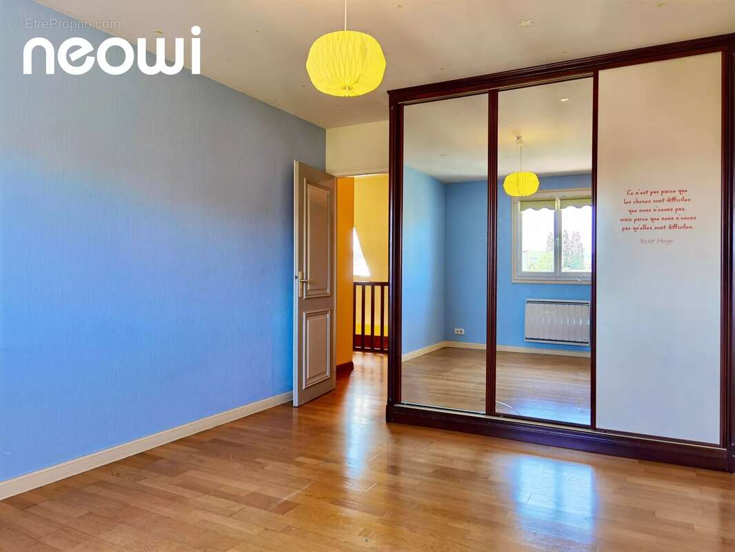 Maison 234 m² à Aurillac  - photo 14