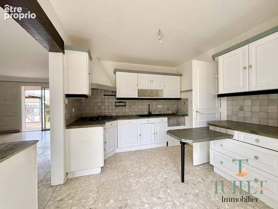 Maison 121 m² à La Tremblade  - photo 8