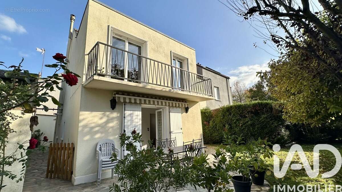 Photo 2 - Maison à CORBEIL-ESSONNES