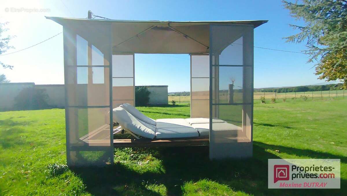 Maison à CHATEAU-RENAULT