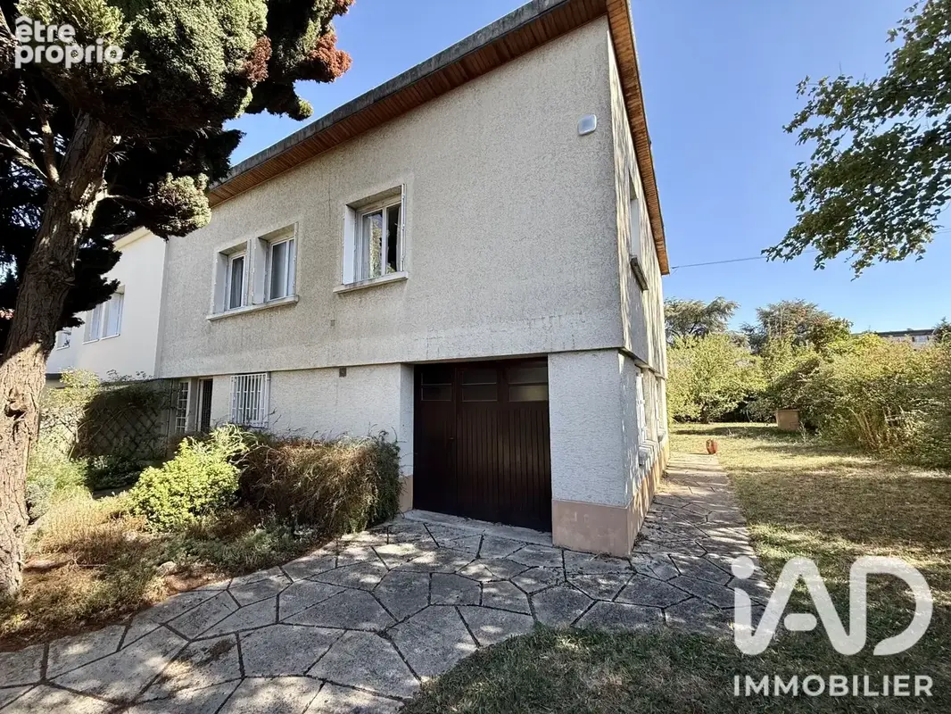 Photo 1 - Maison à VILLEMOMBLE