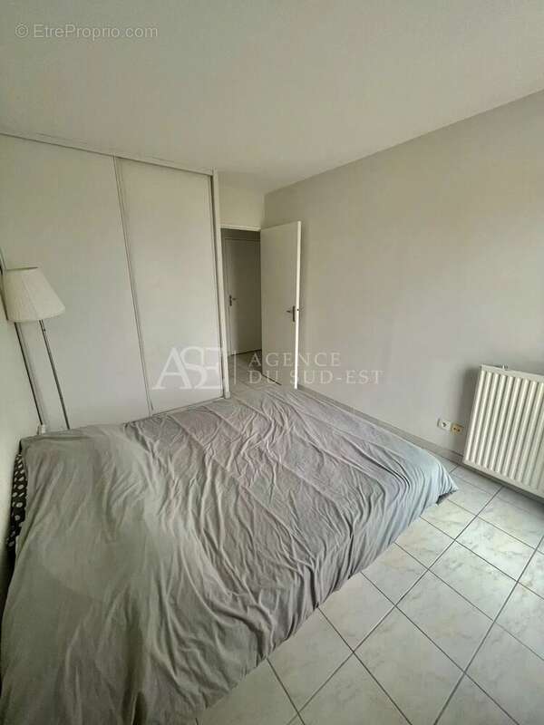 Appartement à VENELLES