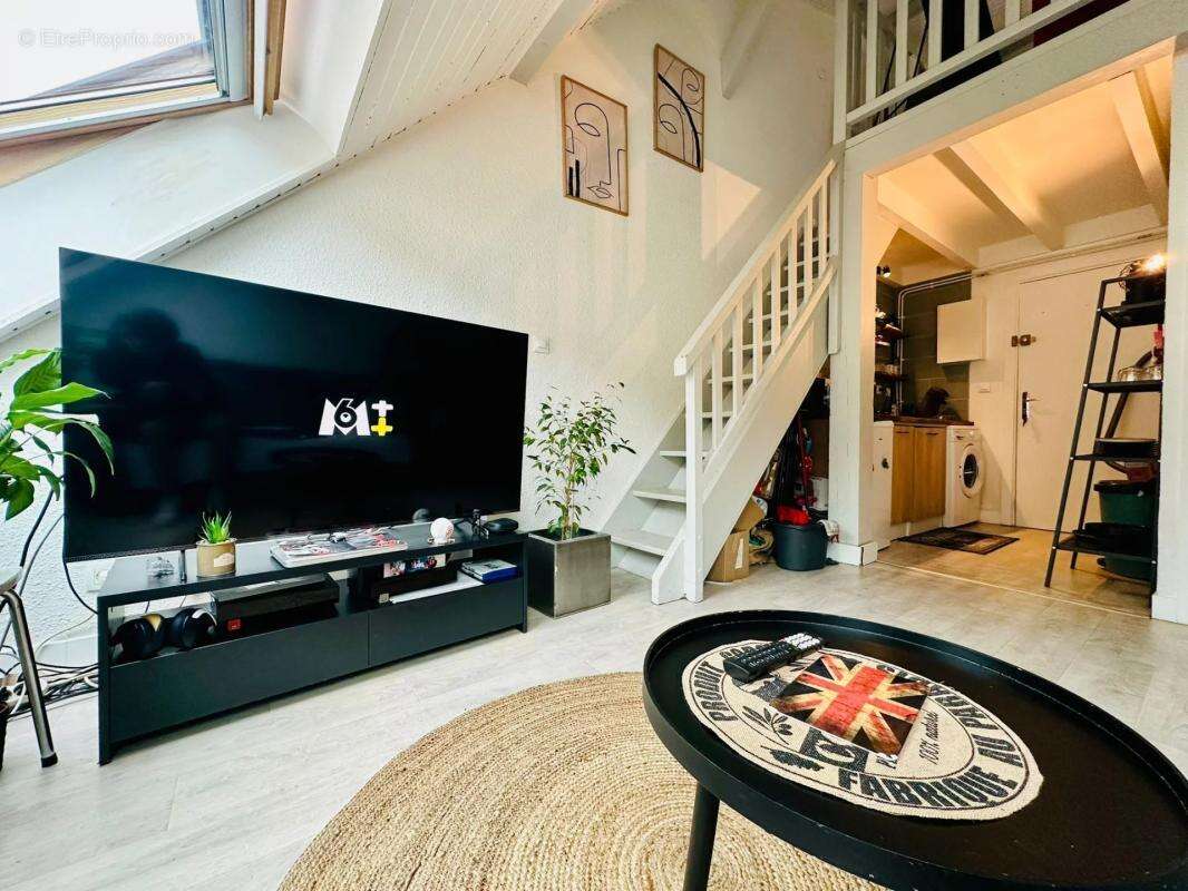 Appartement à AIX-LES-BAINS