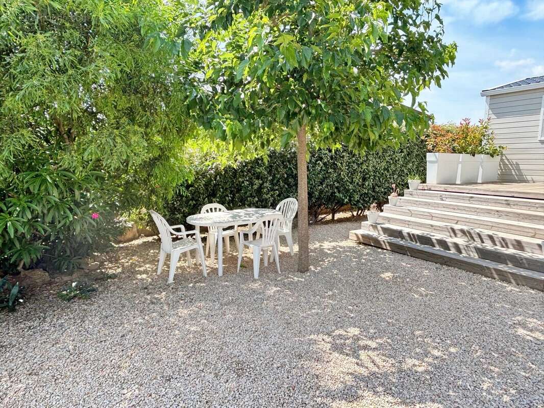 Maison à ROQUEBRUNE-SUR-ARGENS