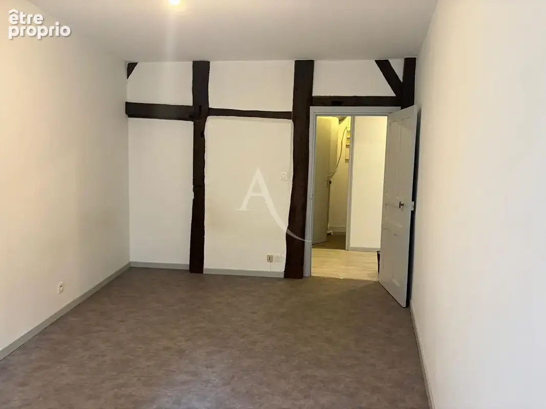 Bourg-en-Bresse, appartement type 2 rénové à neuf  coeur de ville - photo 3