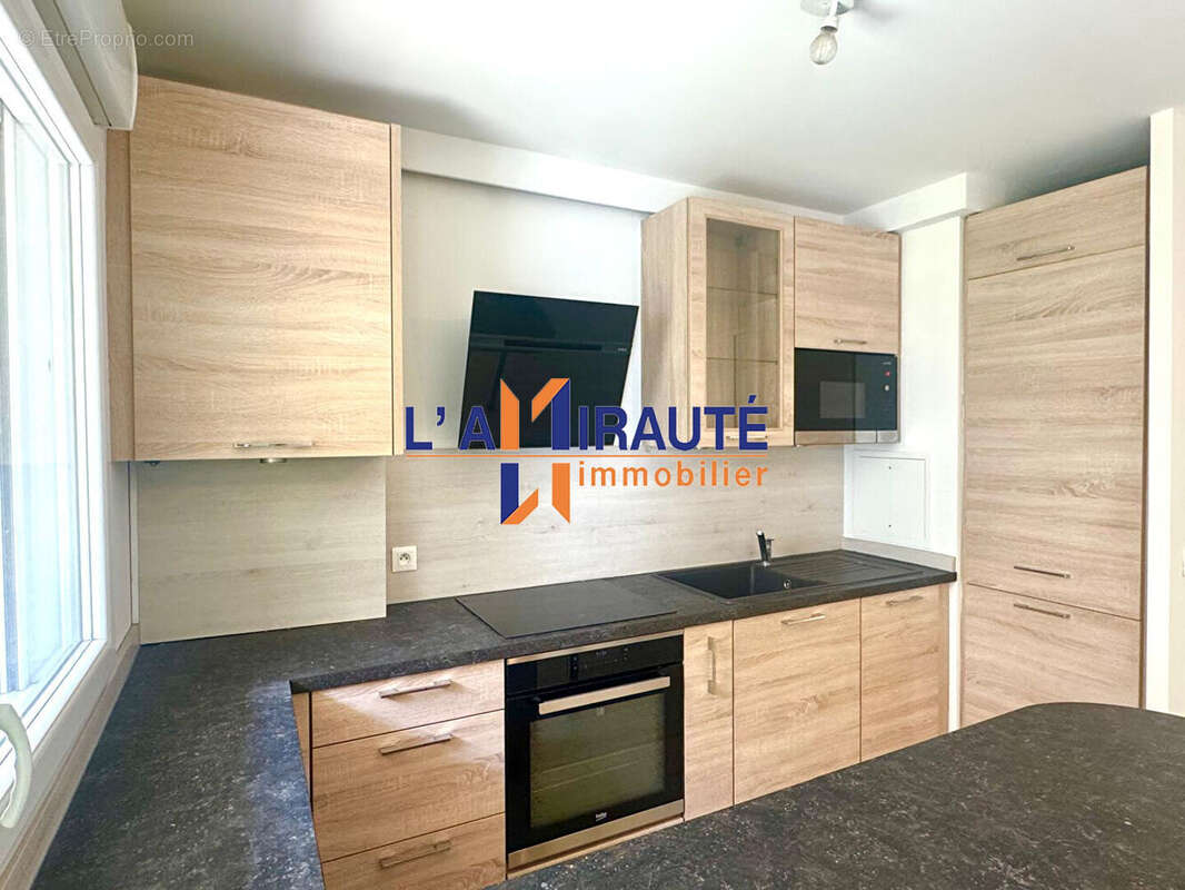 Appartement à LE MESNIL-LE-ROI