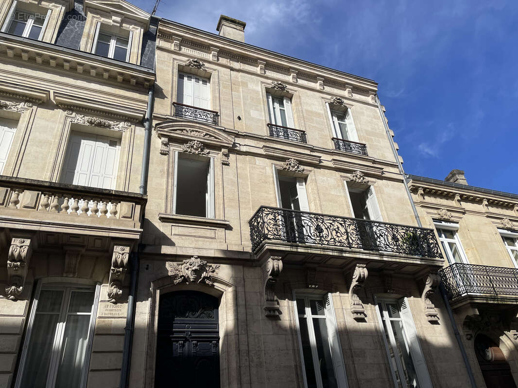 Appartement à BORDEAUX