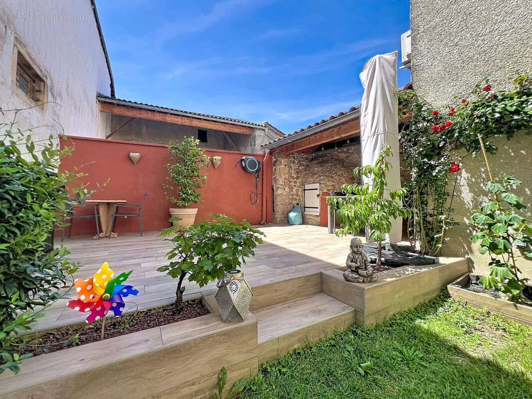 Maison 124 m² à Lancie  - photo 2