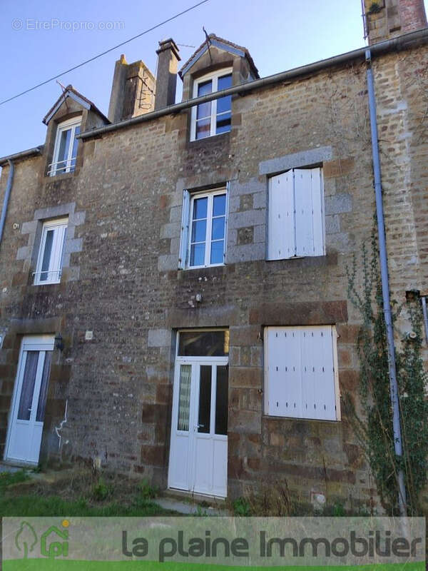 Maison à LA FERTE-MACE