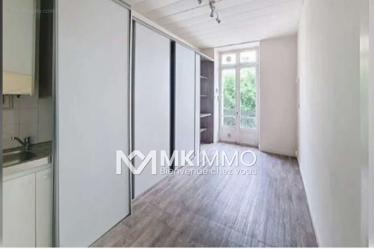 Commerce à CAGNES-SUR-MER