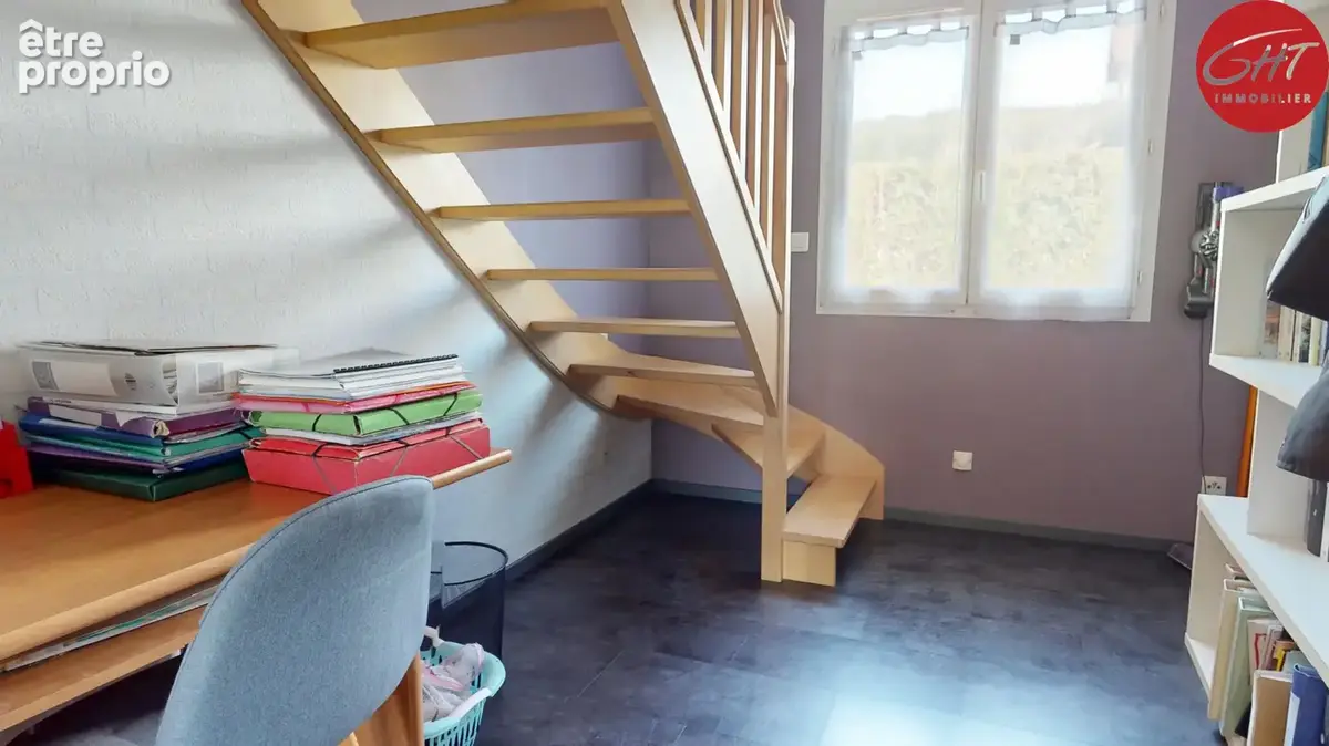 Maison familiale - 125 m2 - avec piscine - proche de Besançon - photo 17