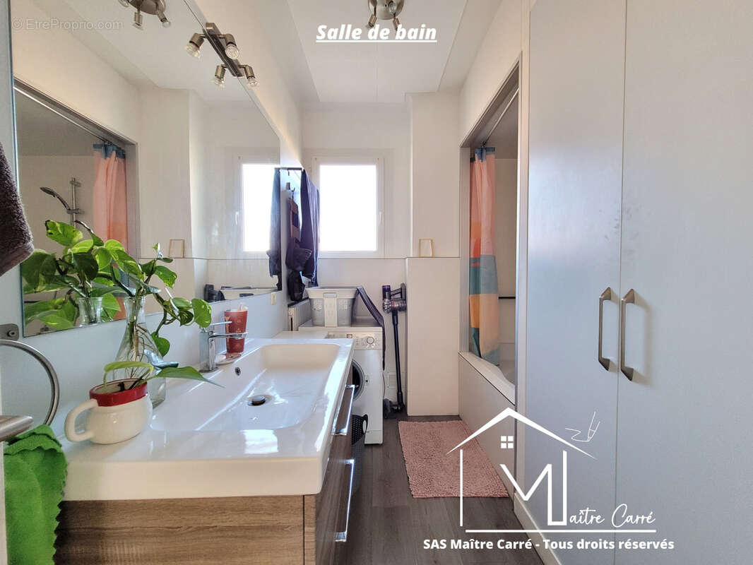 Appartement à LA VALETTE-DU-VAR