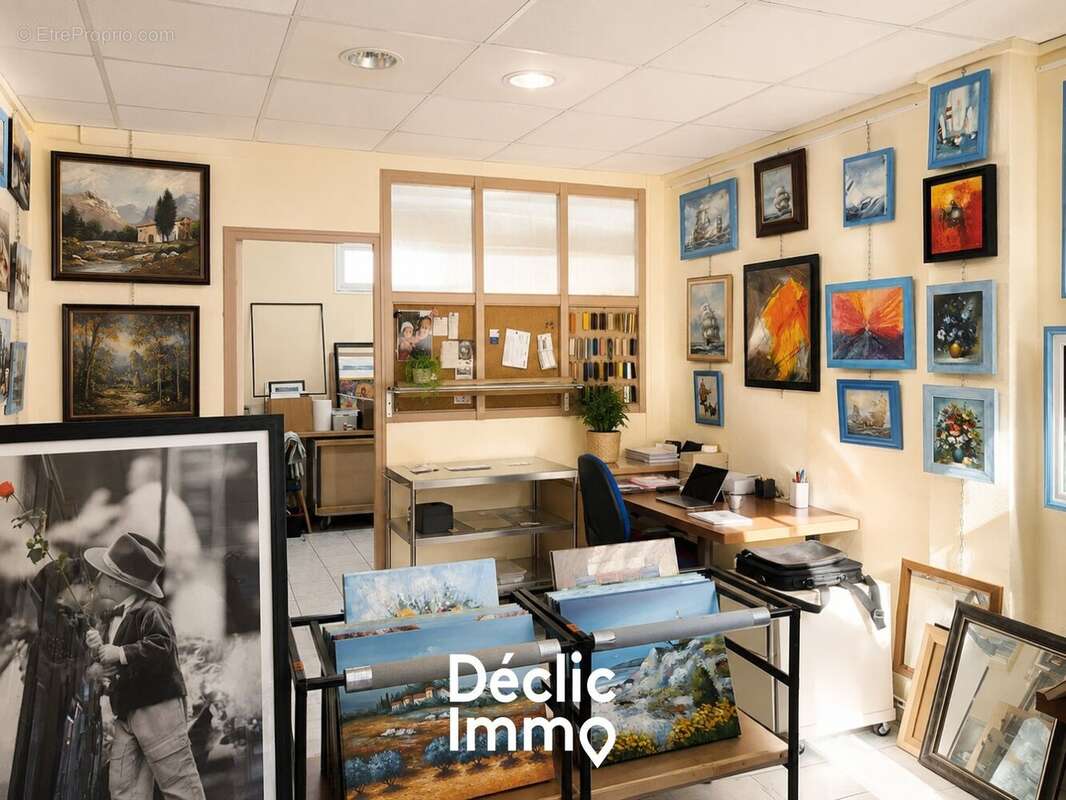 À VENDRE  Maison de ville avec local commercial au Grau-du-Roi  Petite Camargue - photo 6