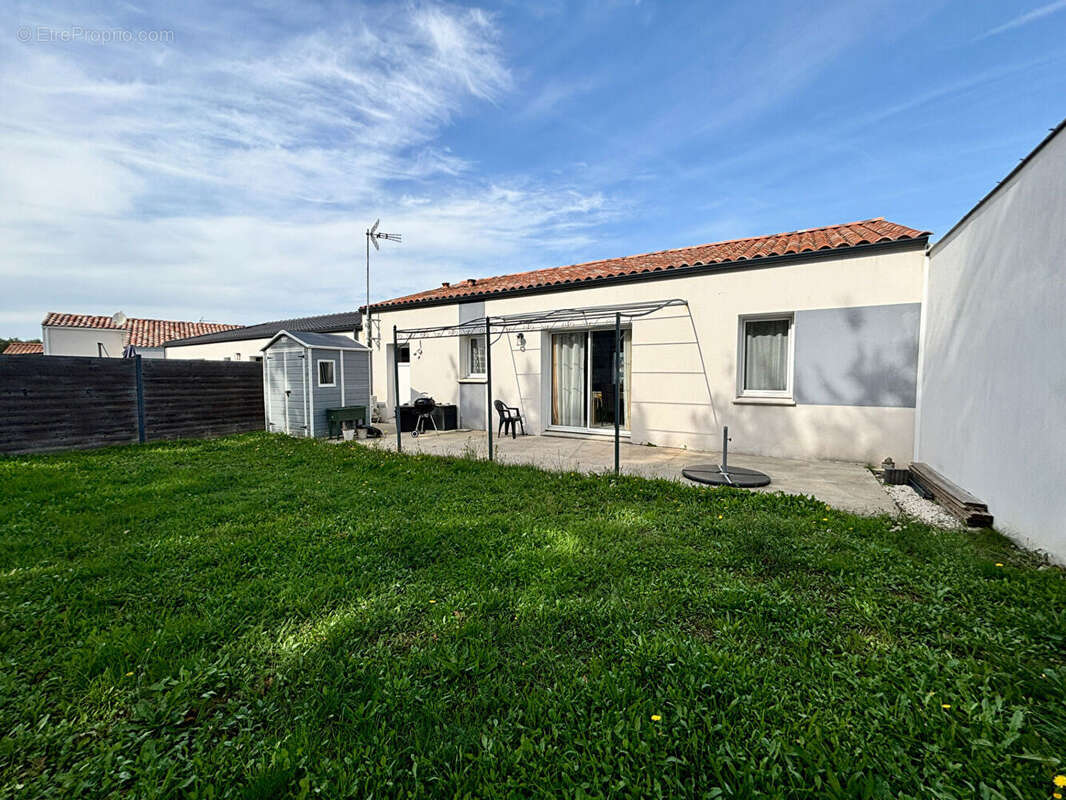 Maison à SALLERTAINE