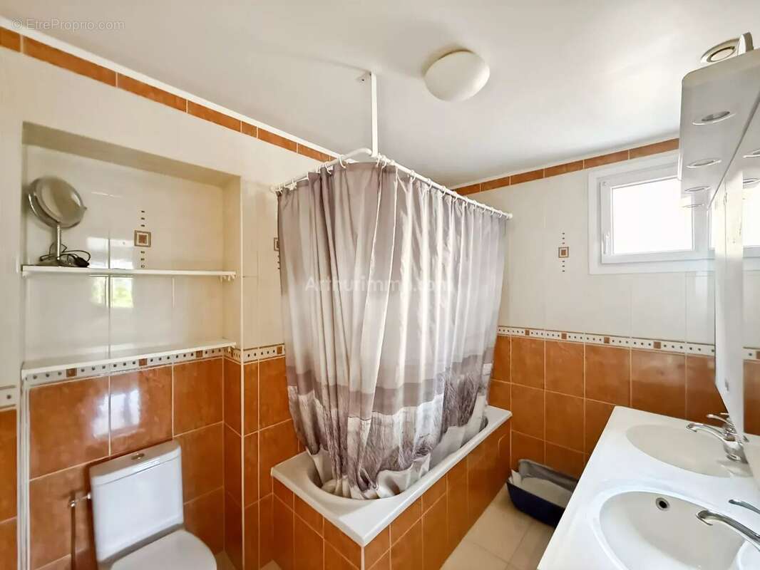 Maison à SOISY-SUR-SEINE