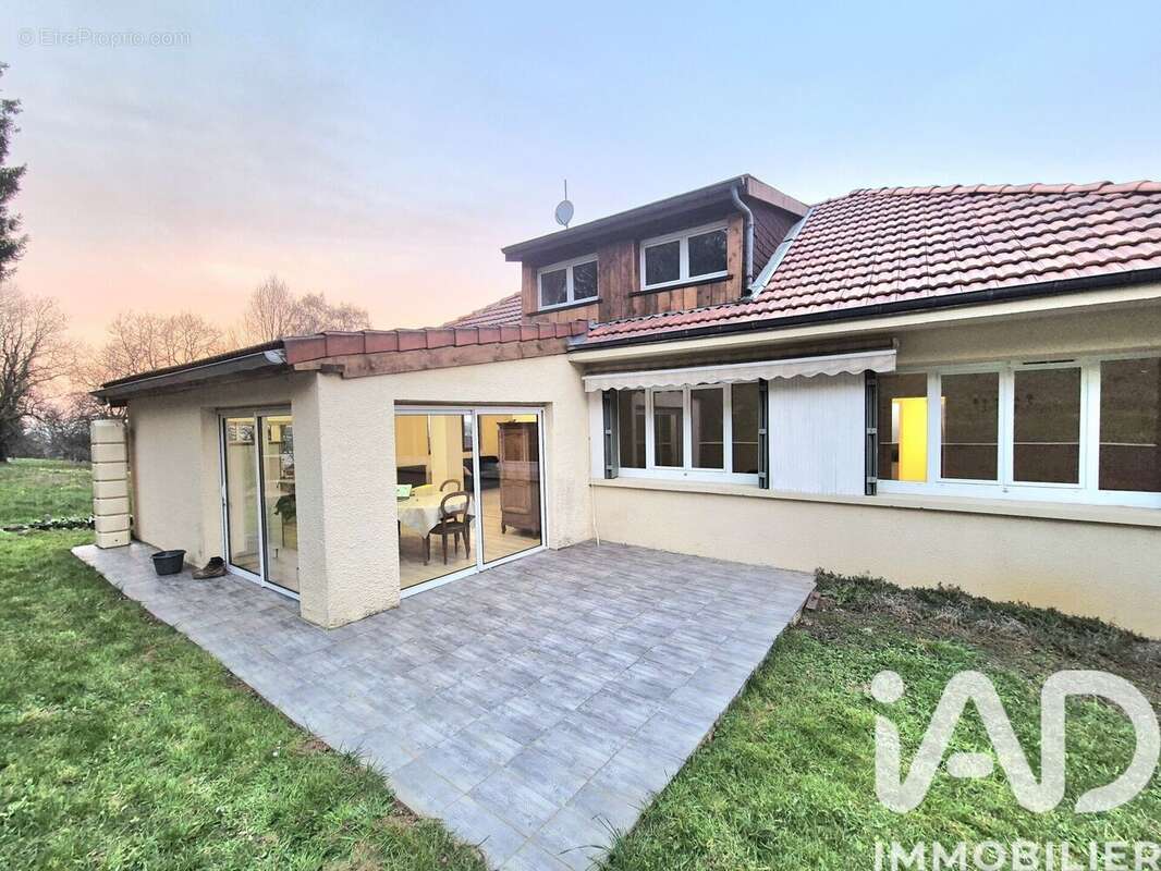 Photo 2 - Maison à AIGLEMONT