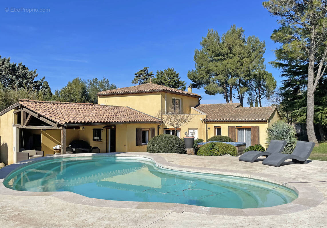 Maison à SAINT-BONNET-DU-GARD