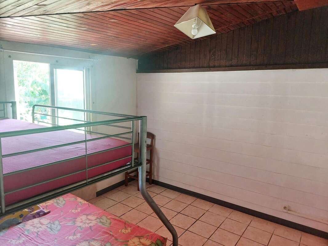 Maison 100 m² à Saint-Andre  - photo 9