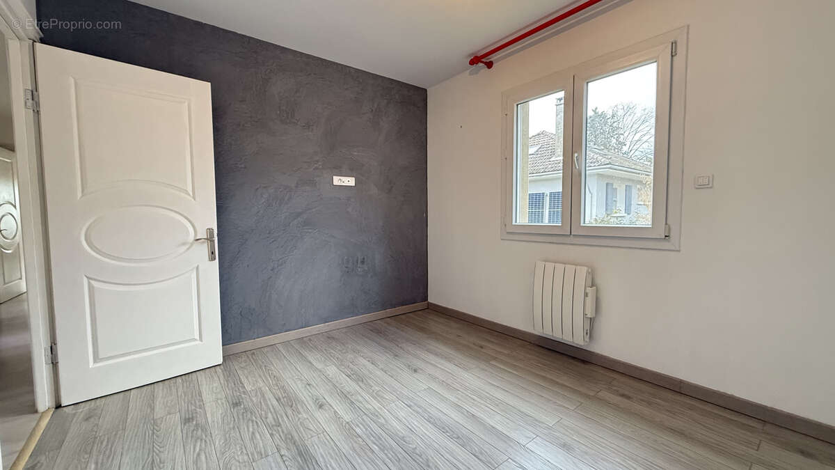 Maison à LE VERNET
