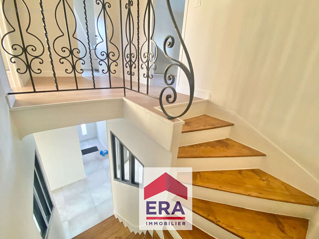 Maison à SARTROUVILLE