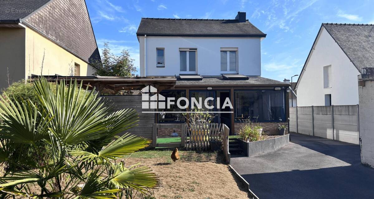 Maison à CHARTRES-DE-BRETAGNE