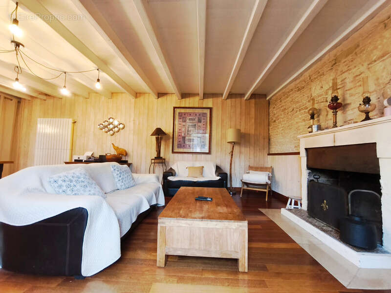 Maison à COURCON