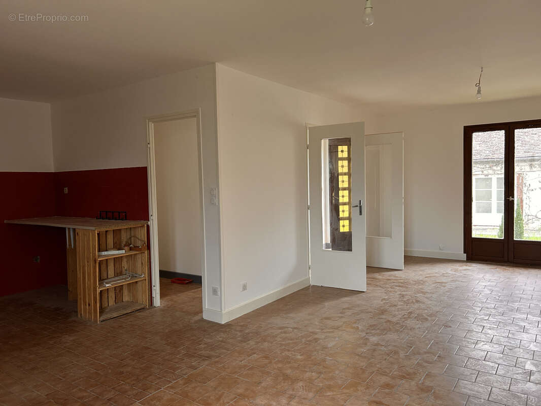 Maison à EGUZON-CHANTOME