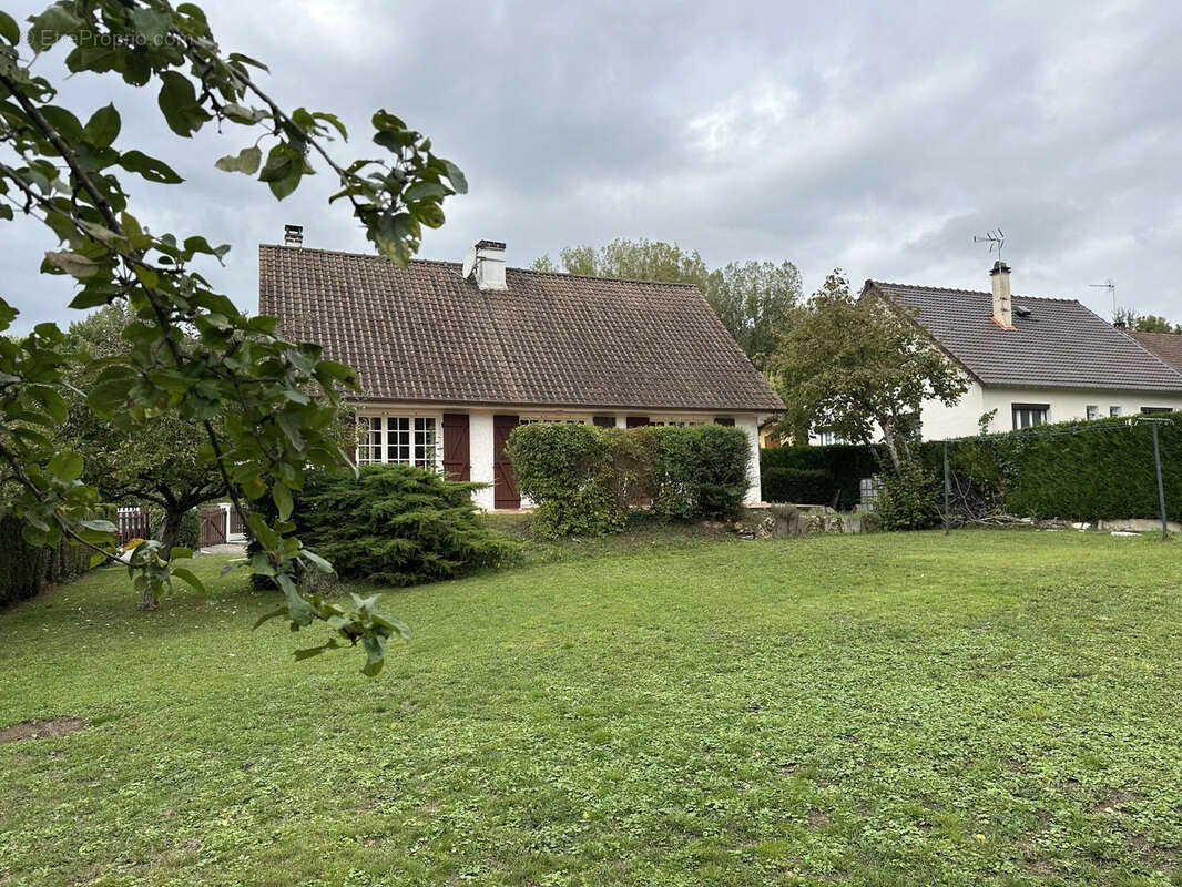Maison à RUBELLES