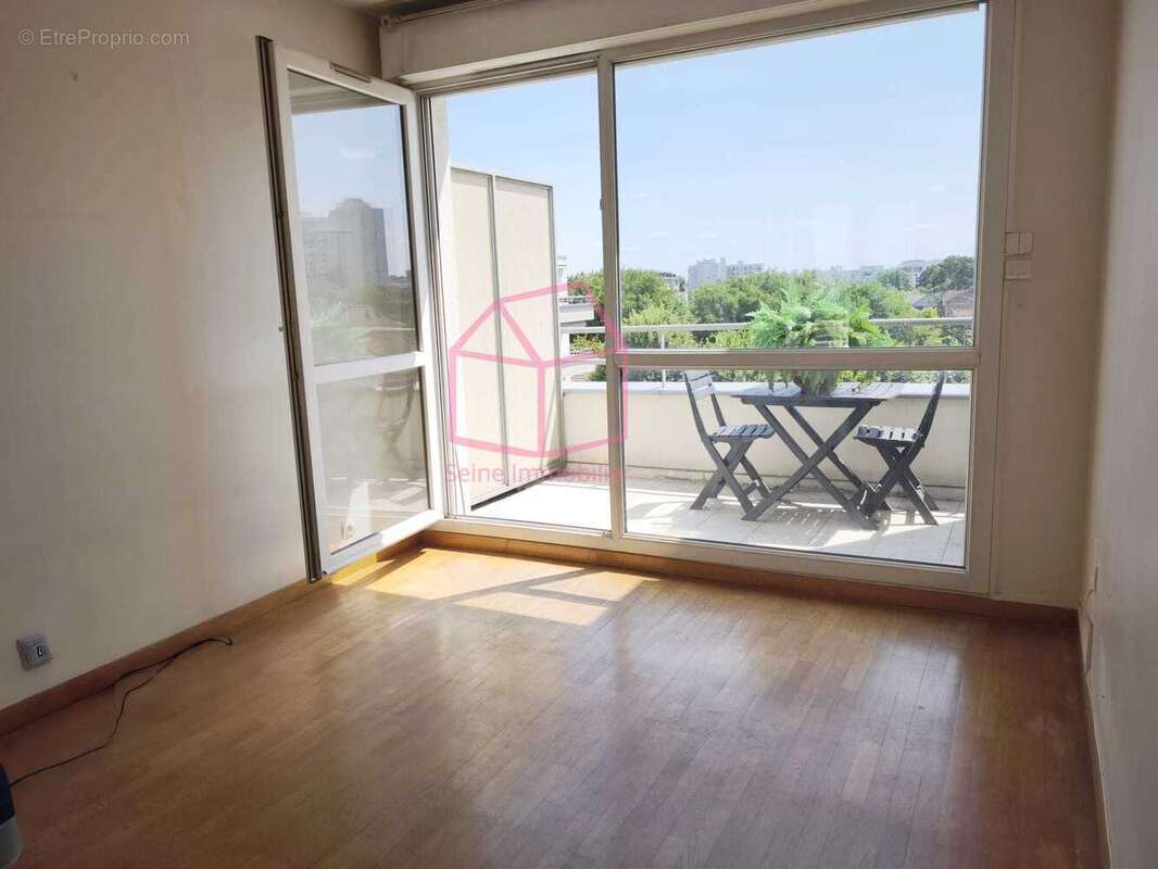 Appartement à CHOISY-LE-ROI