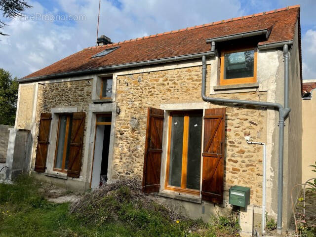 Maison à MAROLLES-EN-BRIE