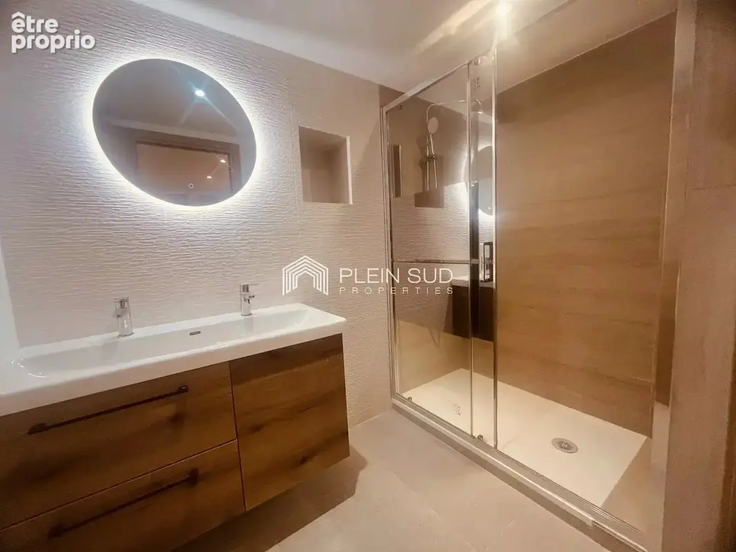 Cannes, superbe appartement 5 pièces. Immeuble Art deco - photo 16