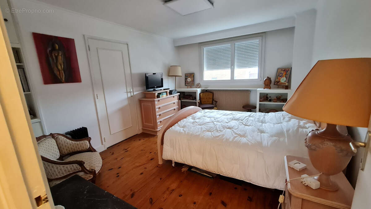 Maison à BURES-SUR-YVETTE