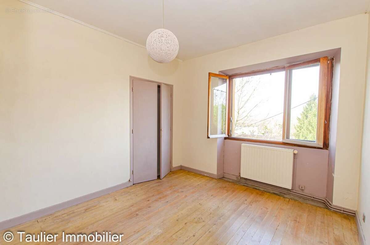 Maison à SAINT-ROMANS