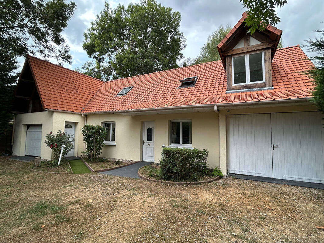Maison à DOMVAST