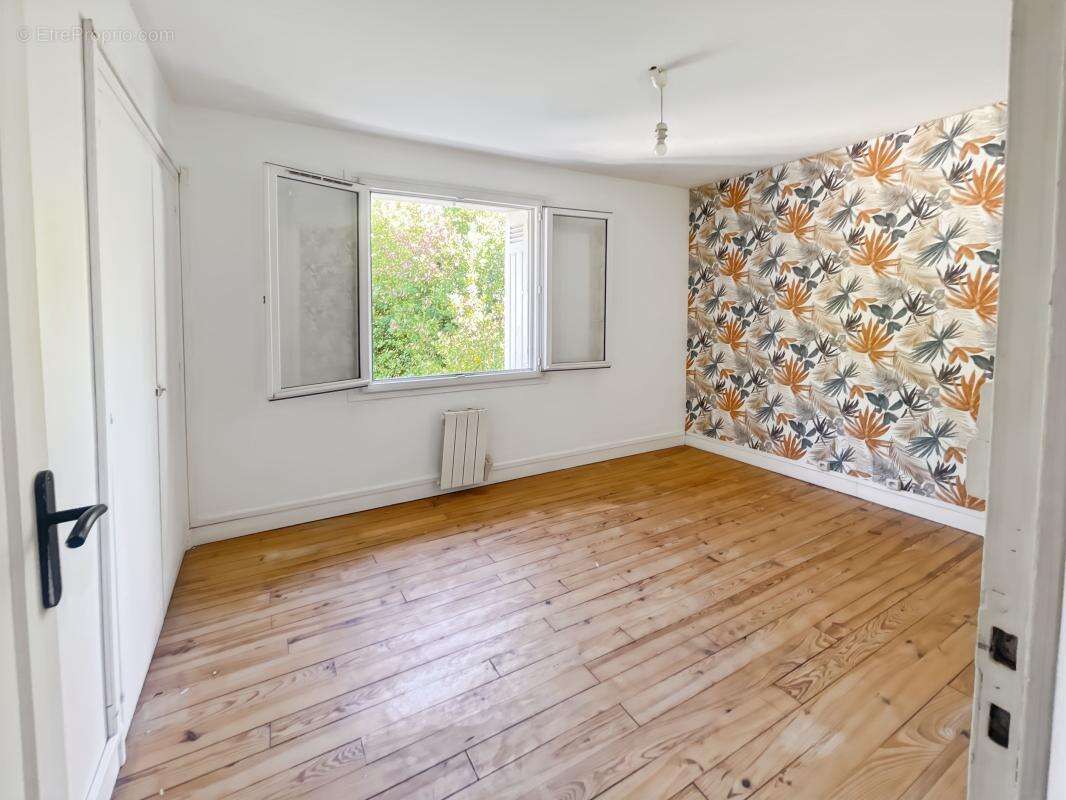  marsac-sur-l’isle – une maison familiale avec un beau potentiel ! - photo 12